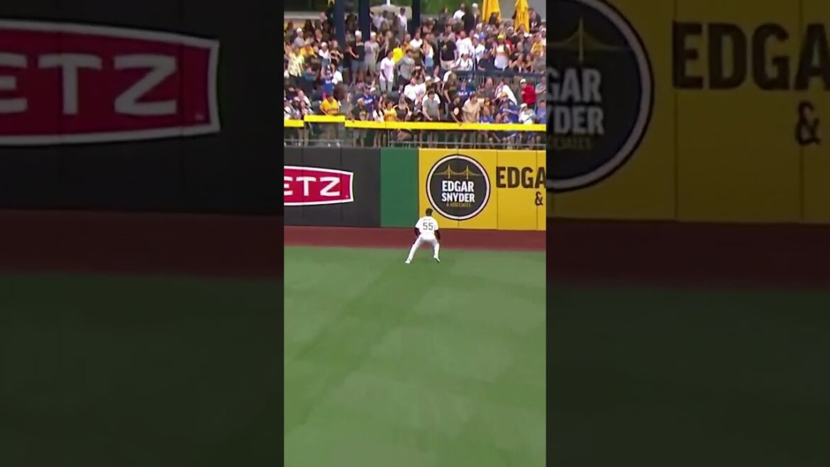 Shohei Ohtani frappe un home run en solo #shorts #mlb Shohei Ohtani frappe un home run en solo #shorts #mlb