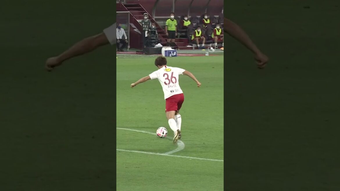 Les joueurs qui ont déployé leurs ailes de la J.League au monde ✈️🌎Kashima Antlers : Ayase Ueda Les joueurs qui ont déployé leurs ailes de la J.League au monde ✈️🌎Kashima Antlers : Ayase Ueda