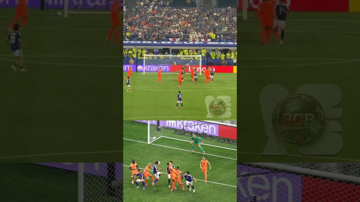 Daichi Kamada, à la 89e minute, a égalisé le Japon contre les Pays-Bas. #football #japon Daichi Kamada, à la 89e minute, a égalisé le Japon contre les Pays-Bas. #football #japon