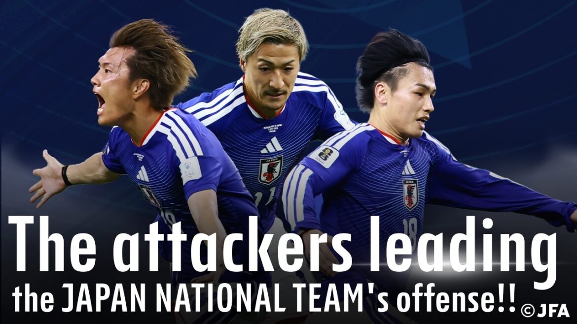 Attaquants de l’équipe nationale du Japon : Ayase Ueda, Daizen Maeda et Koki Ogawa Attaquants de l'équipe nationale du Japon : Ayase Ueda, Daizen Maeda et Koki Ogawa