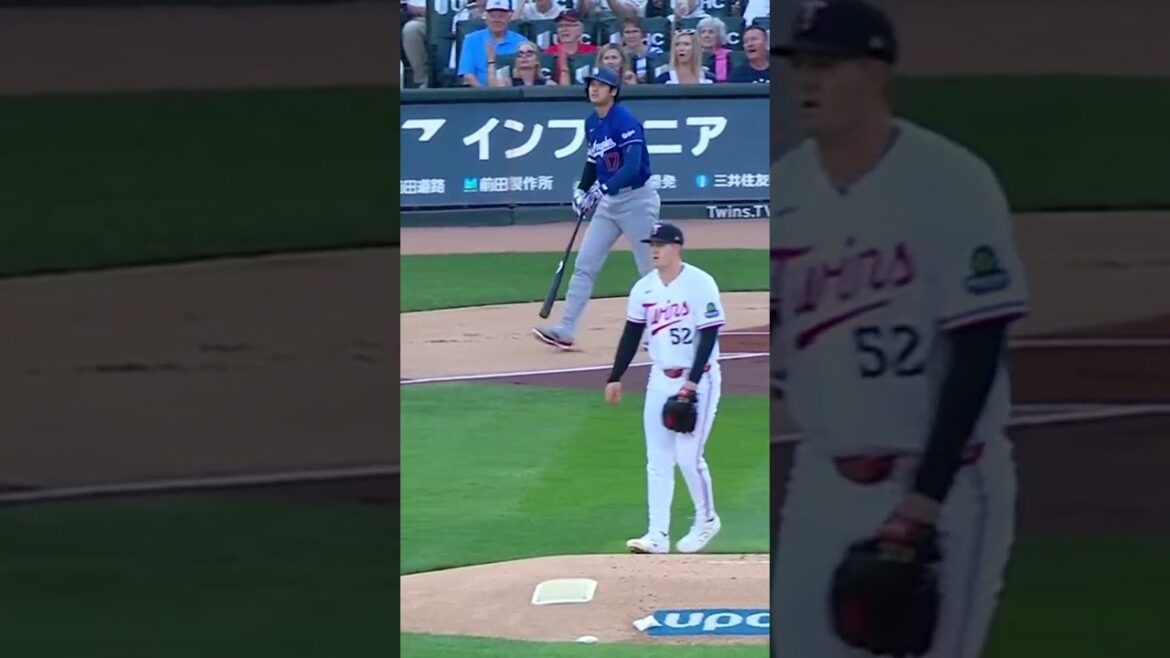 Shohei Ohtani ÉCRASE son 17ème home run ! #shorts #mlb