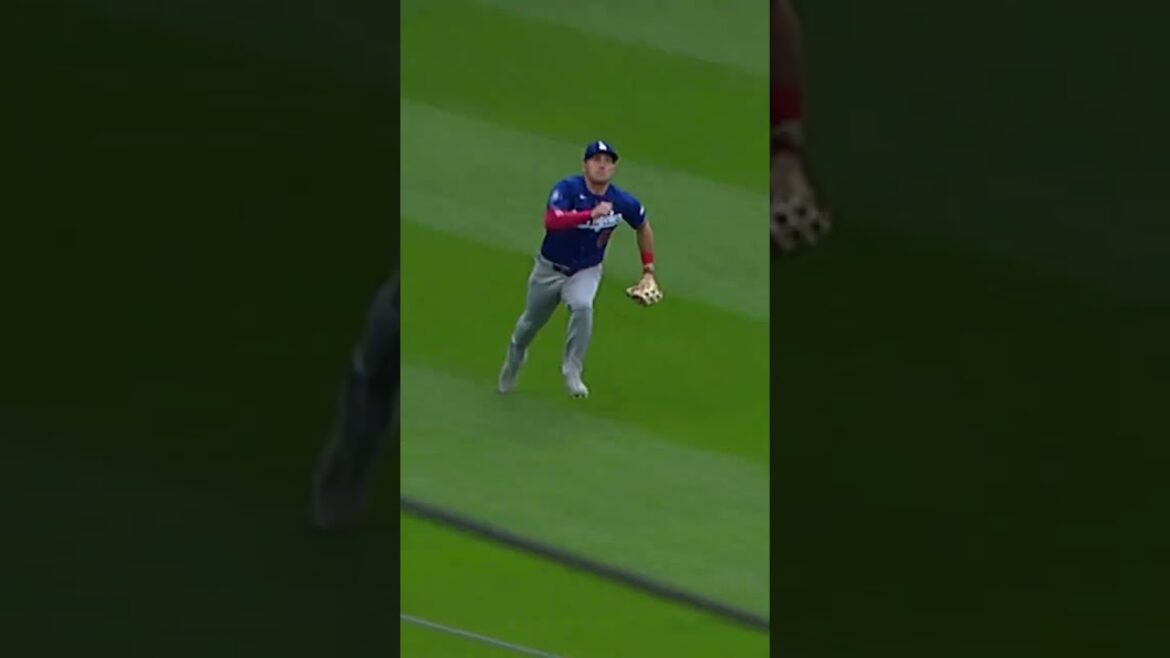 Shohei Ohtani a été amusé par la prise coulissante de Ryan Ward 😄