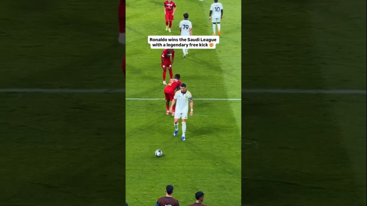 Ronaldo remporte la ligue saoudienne 😀😀🏈🏑🏑 #football #ronaldo #fifaworldcup #arsenal #cr7 #fifahighlights Ronaldo remporte la ligue saoudienne 😀😀🏈🏑🏑 #football #ronaldo #fifaworldcup #arsenal #cr7 #fifahighlights