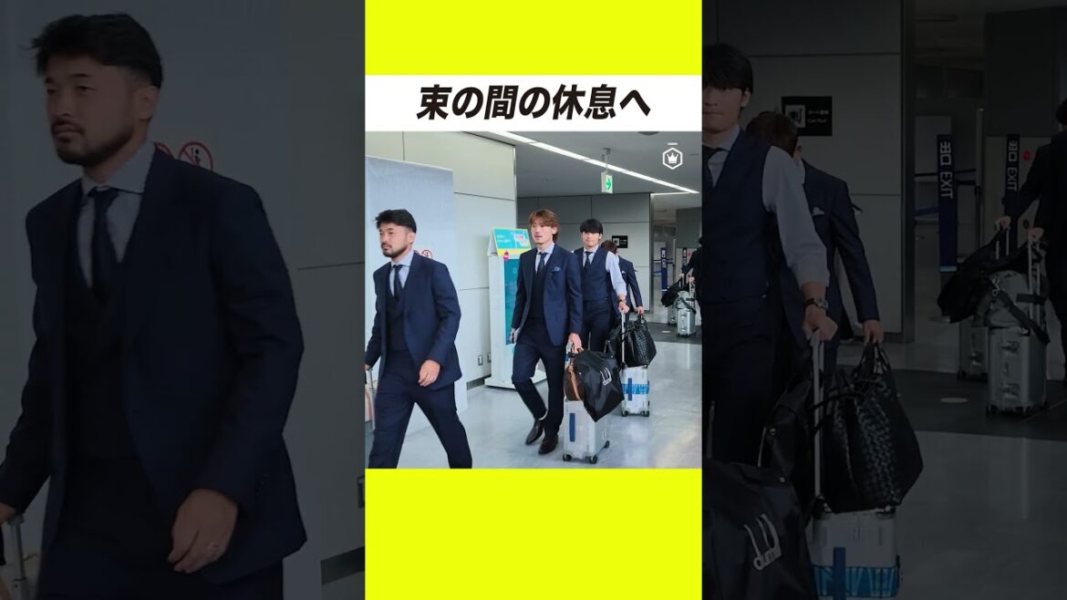 Les membres de l’équipe nationale japonaise sont arrivés à l’aéroport de Narita 🛬 Takato Nakamura a ouvert la voie, aux côtés de Takefusa Kubo et Aoi Tanaka 👏 Les membres de l'équipe nationale japonaise sont arrivés à l'aéroport de Narita 🛬 Takato Nakamura a ouvert la voie, aux côtés de Takefusa Kubo et Aoi Tanaka 👏