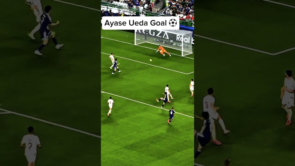 But d'Ayase Ueda ⚽ Japon contre Tunisie #ayaseueda #goal #japanvstunisia #shorts