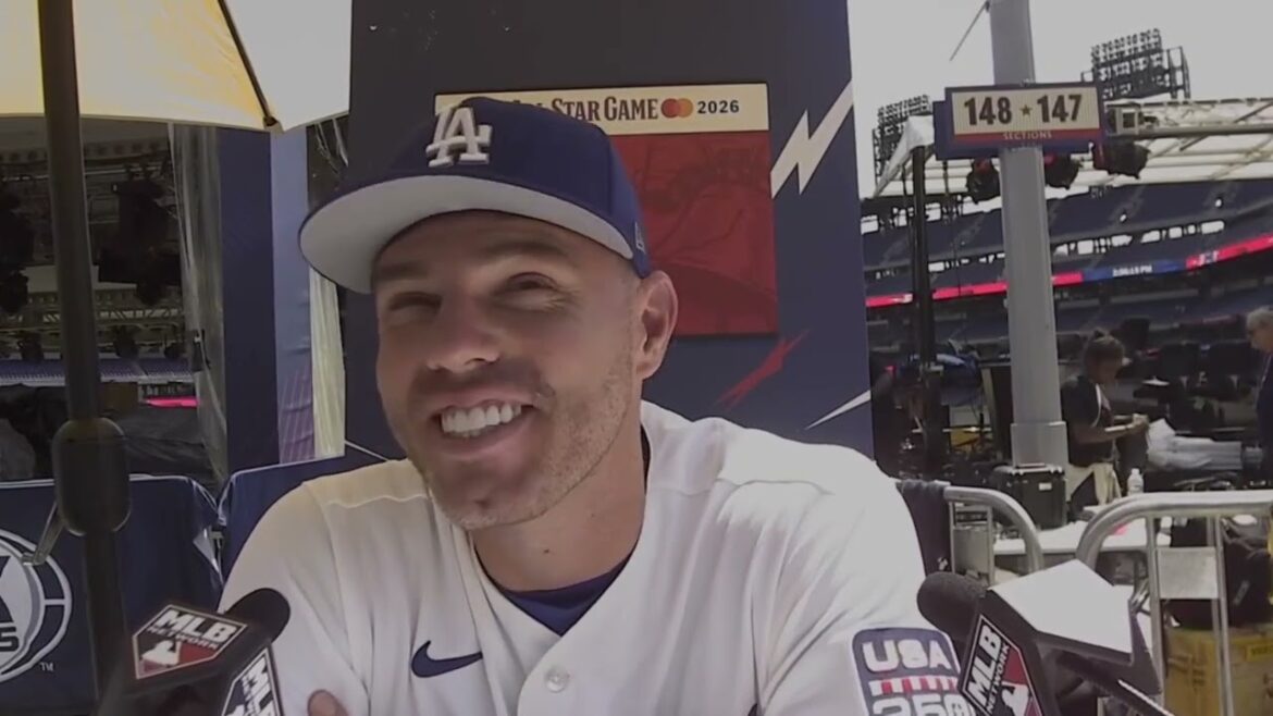Freddie Freeman sur ses débuts dans le All Star Game, Shohei Ohtani, pourquoi Mookie Betts pourrait accueillir les MLB Awards Freddie Freeman sur ses débuts dans le All Star Game, Shohei Ohtani, pourquoi Mookie Betts pourrait accueillir les MLB Awards