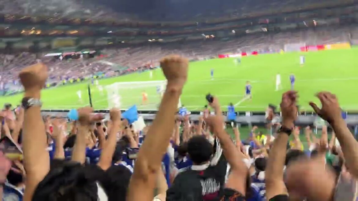 Ayase Ueda marque son deuxième but et scelle la victoire 4-0 du Japon contre la Tunisie ! Ayase Ueda marque son deuxième but et scelle la victoire 4-0 du Japon contre la Tunisie !